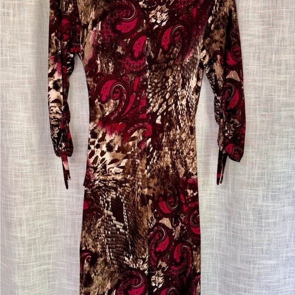 Joseph Ribkoff Red Pink Sheath Dress V-Neck 3/4 Sleeve - Picture 3 of 6